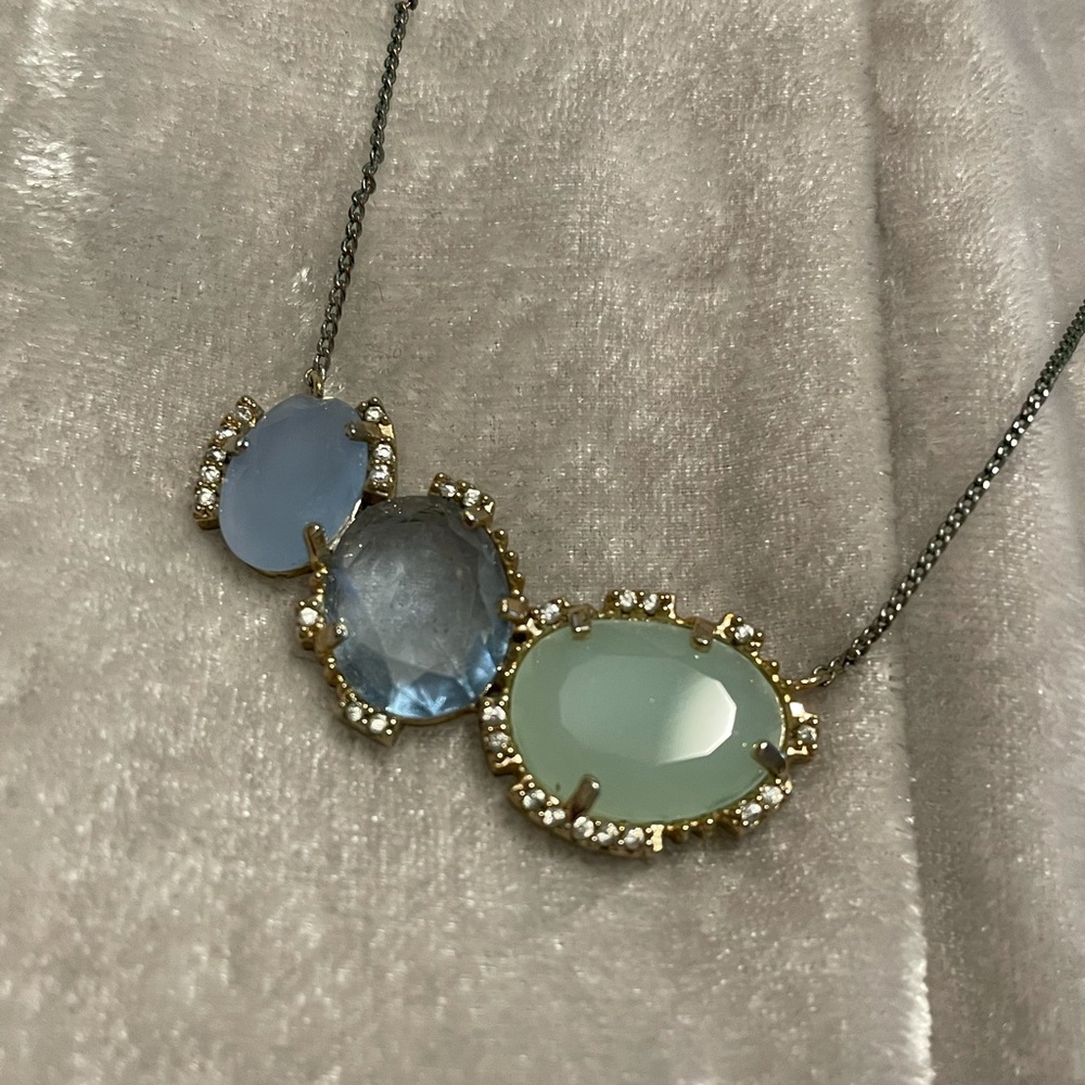 Anthropologie 3 Stone Serefina Necklace